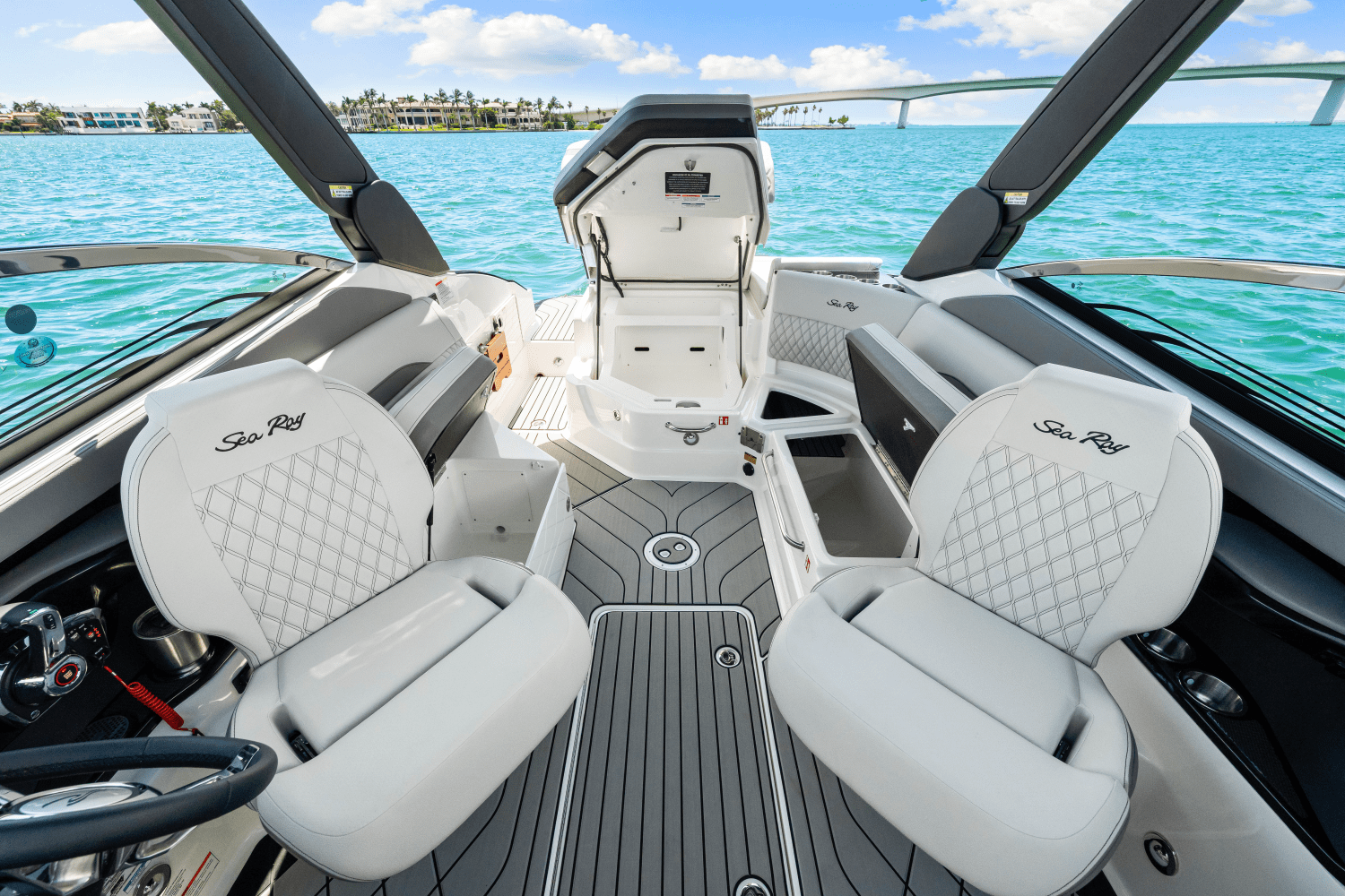 2025 Sea Ray SLX 260 Outboard Image Thumbnail #41