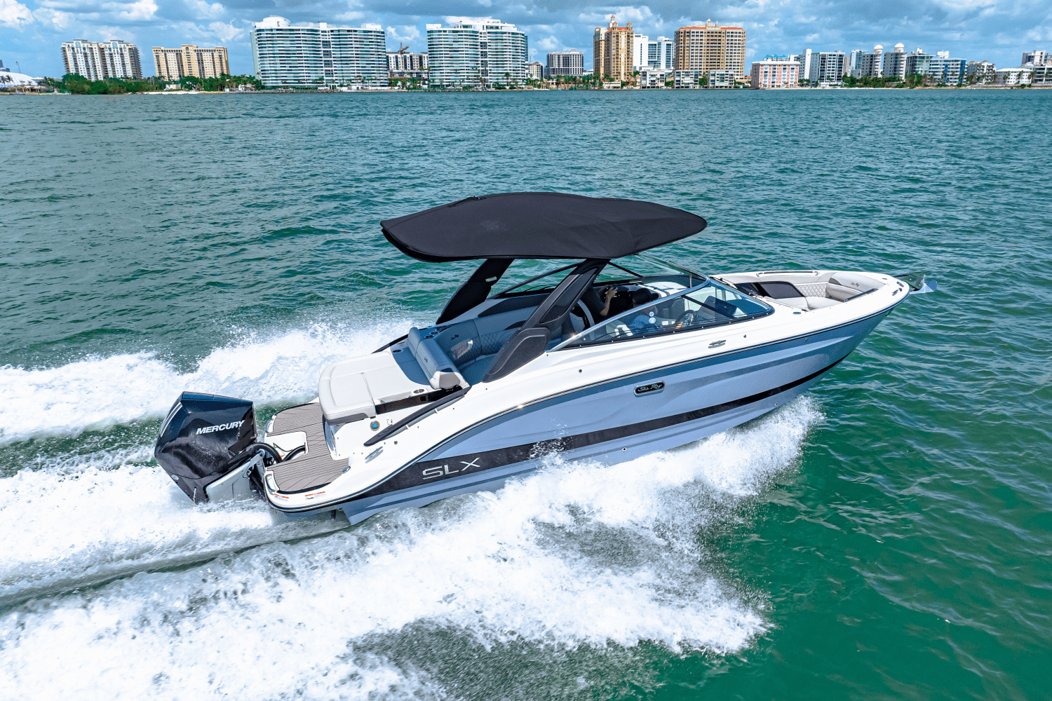 2025 Sea Ray SLX 260 Outboard Image Thumbnail #27