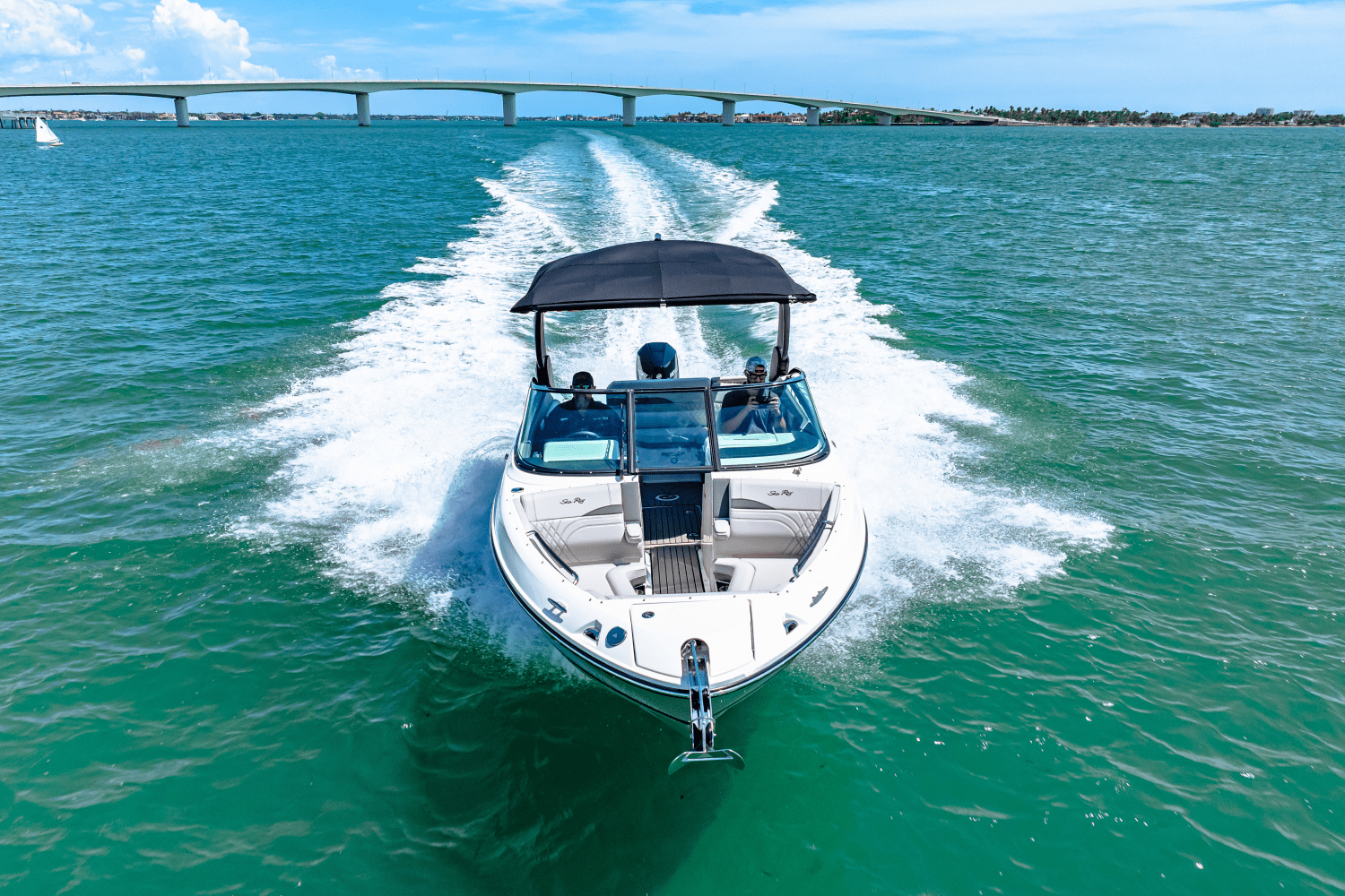 2025 Sea Ray SLX 260 Outboard Image Thumbnail #23