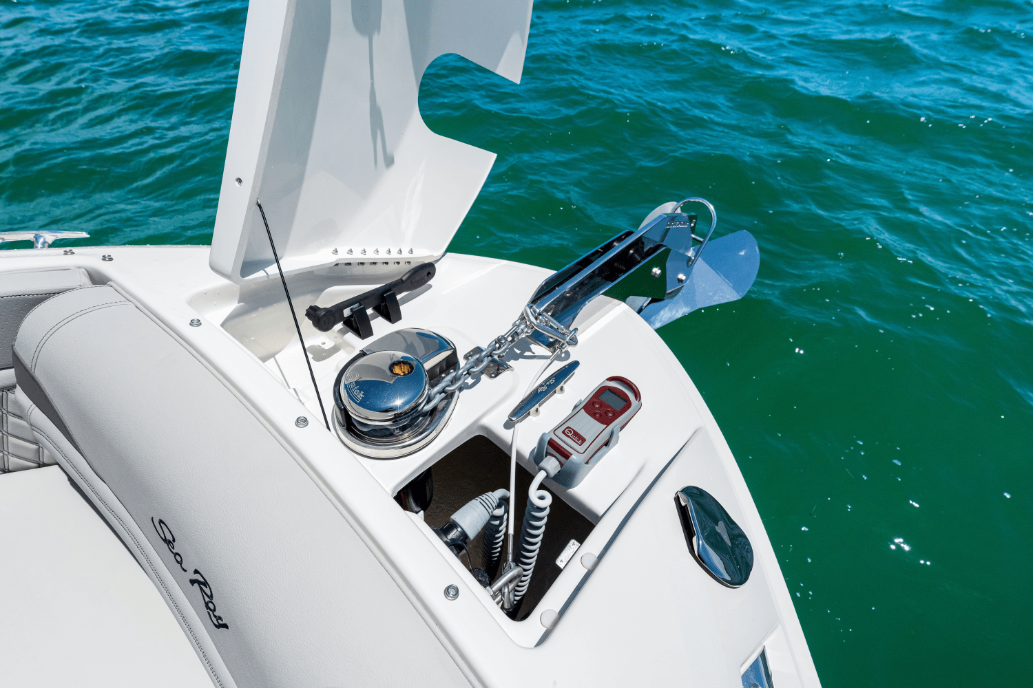 2025 Sea Ray SLX 260 Outboard Image Thumbnail #53