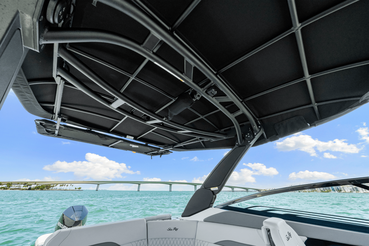 2025 Sea Ray SLX 260 Outboard Image Thumbnail #48