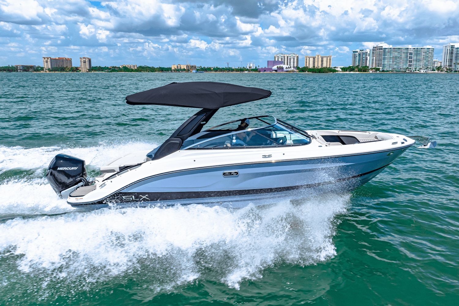 2025 Sea Ray SLX 260 Outboard Image Thumbnail #25
