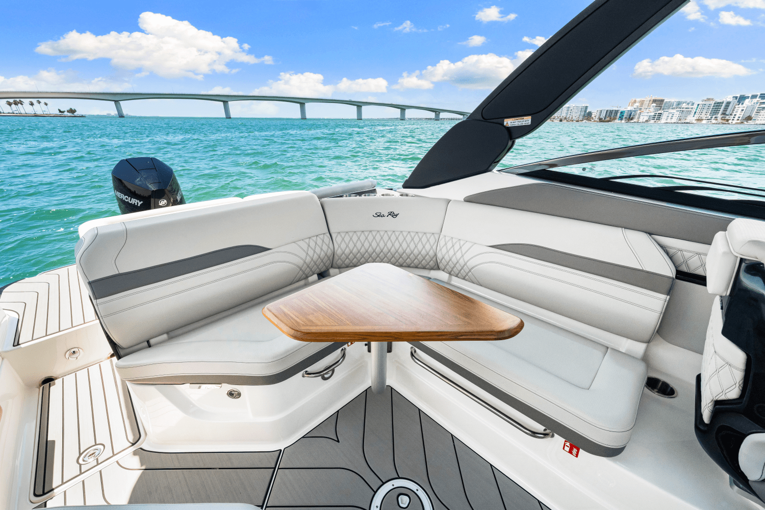 2025 Sea Ray SLX 260 Outboard Image Thumbnail #47