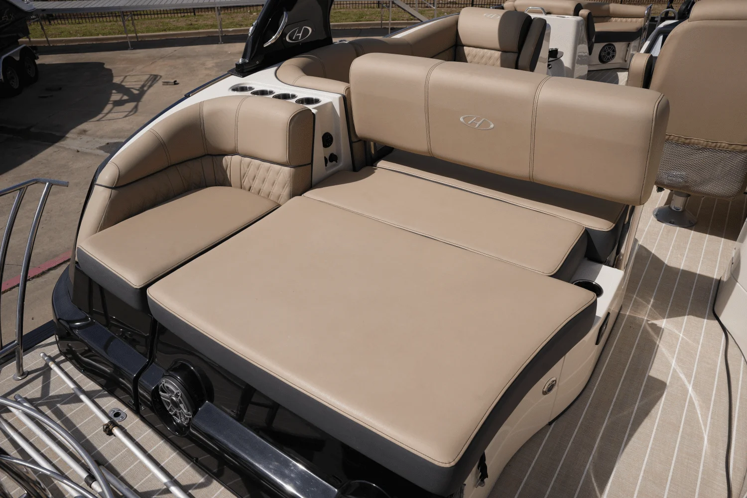 2022 Harris Crowne 250 Image Thumbnail #6