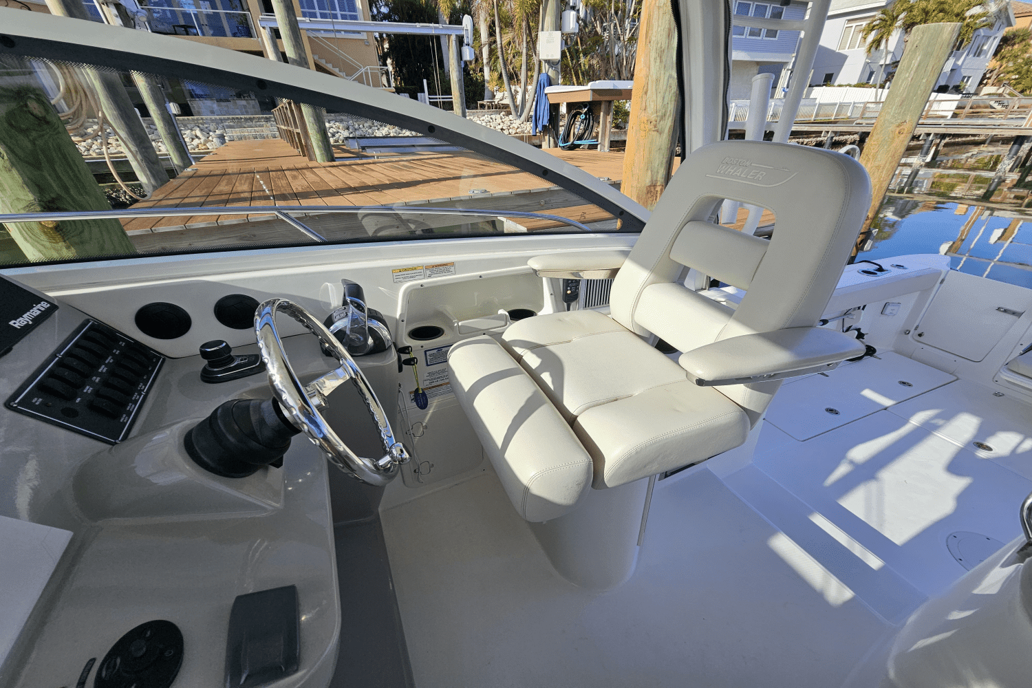 2017 Boston Whaler 315 CONQUEST Image Thumbnail #26