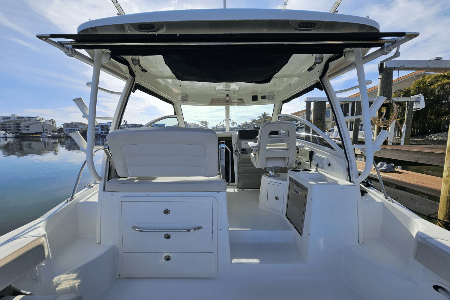 2017 Boston Whaler 315 CONQUEST Image Thumbnail #19