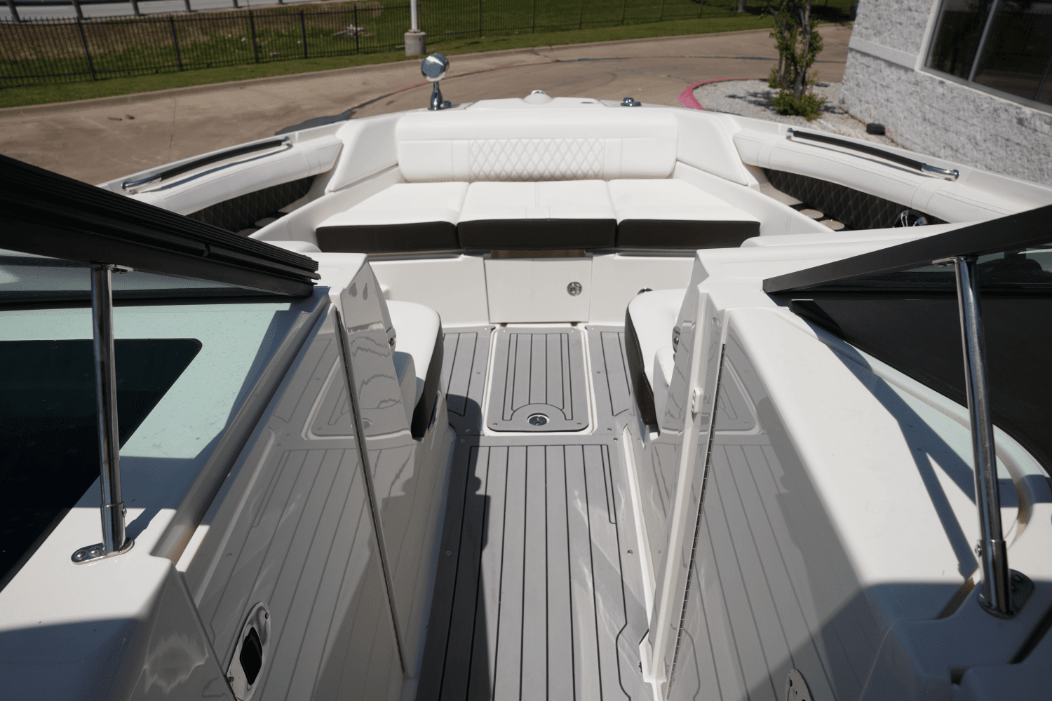 2020 Sea Ray 350 SLX Image Thumbnail #30