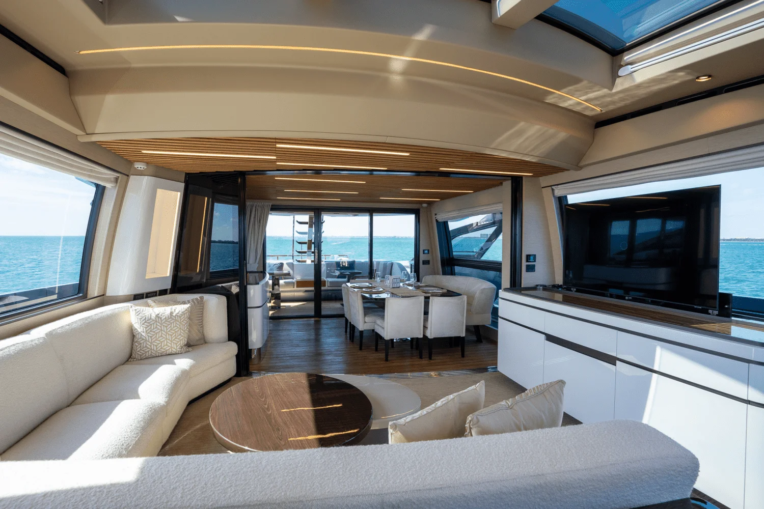 2022 Azimut
                                                             S10 Image Thumbnail #28