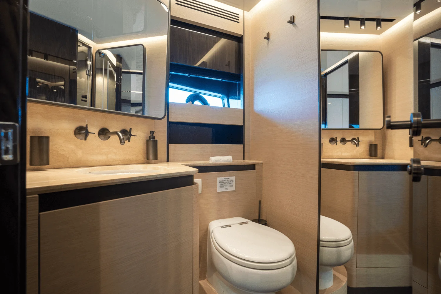 2022 Azimut
                                                             S10 Image Thumbnail #25