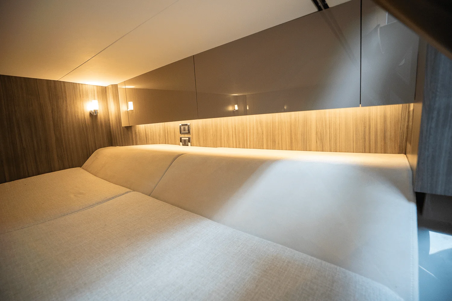 2025 Sea Ray SLX 400 Outboard Image Thumbnail #25