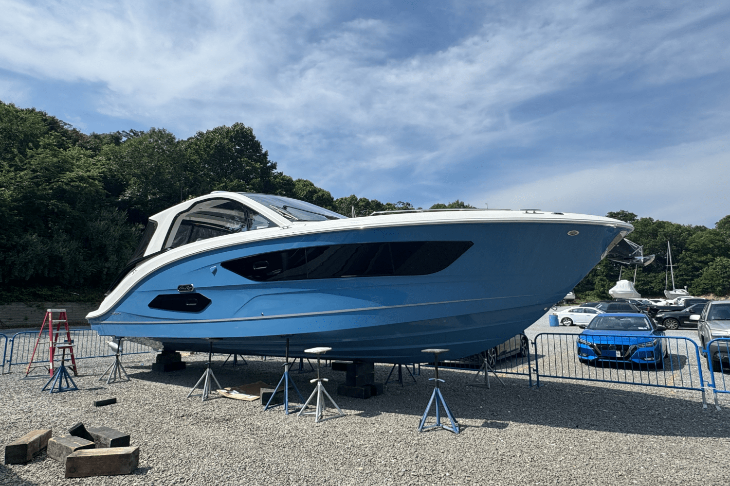 2025 Sea Ray Sundancer 370 Outboard Image Thumbnail #3