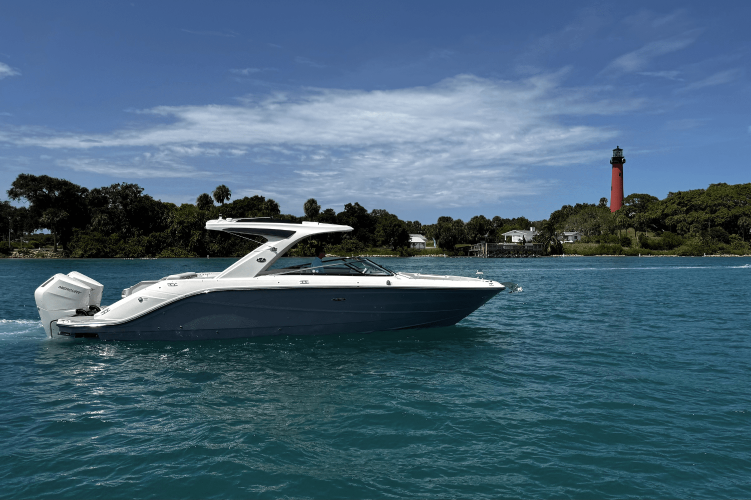 2025 Sea Ray SLX 310 Outboard Image Thumbnail #1