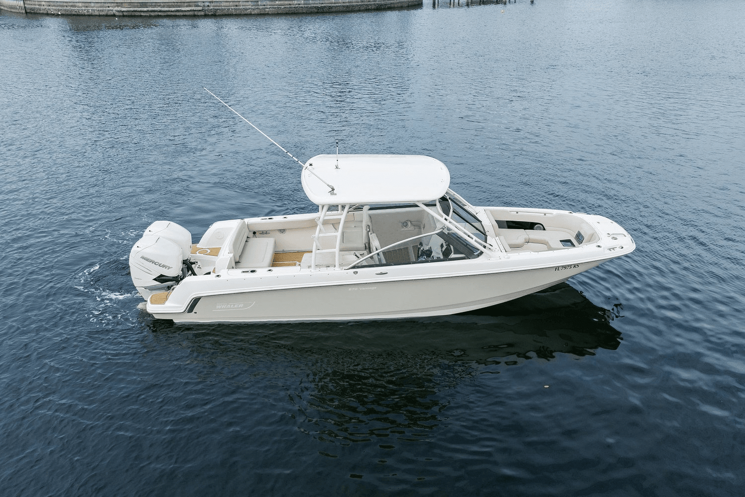 2018 Boston Whaler 270 VANTAGE Image Thumbnail #9