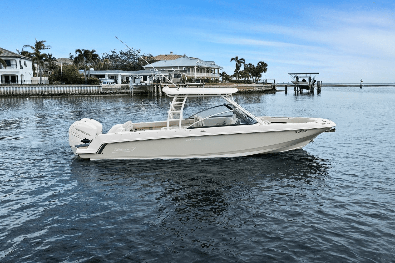 2018 Boston Whaler 270 VANTAGE Image Thumbnail #6