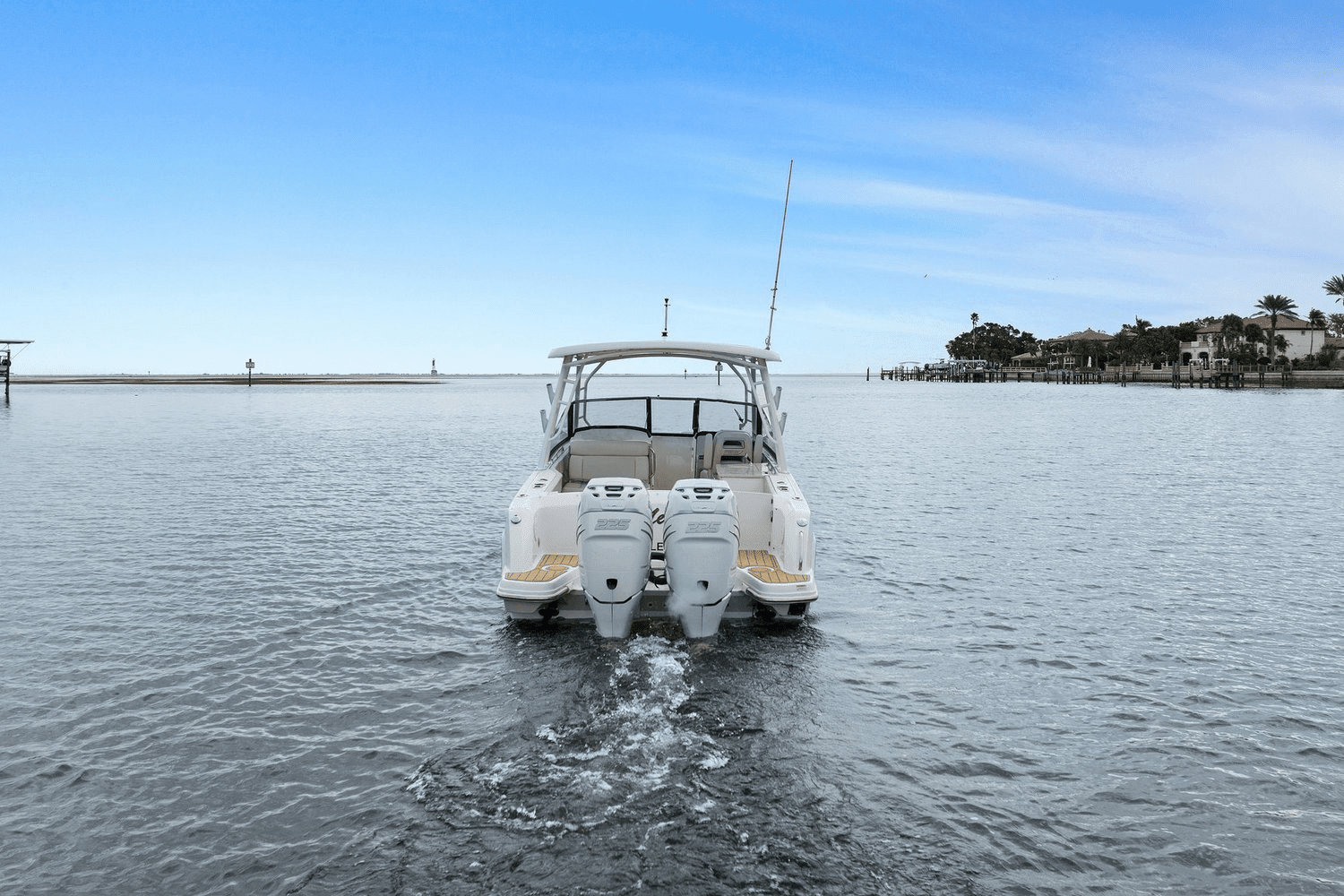 2018 Boston Whaler 270 VANTAGE Image Thumbnail #2