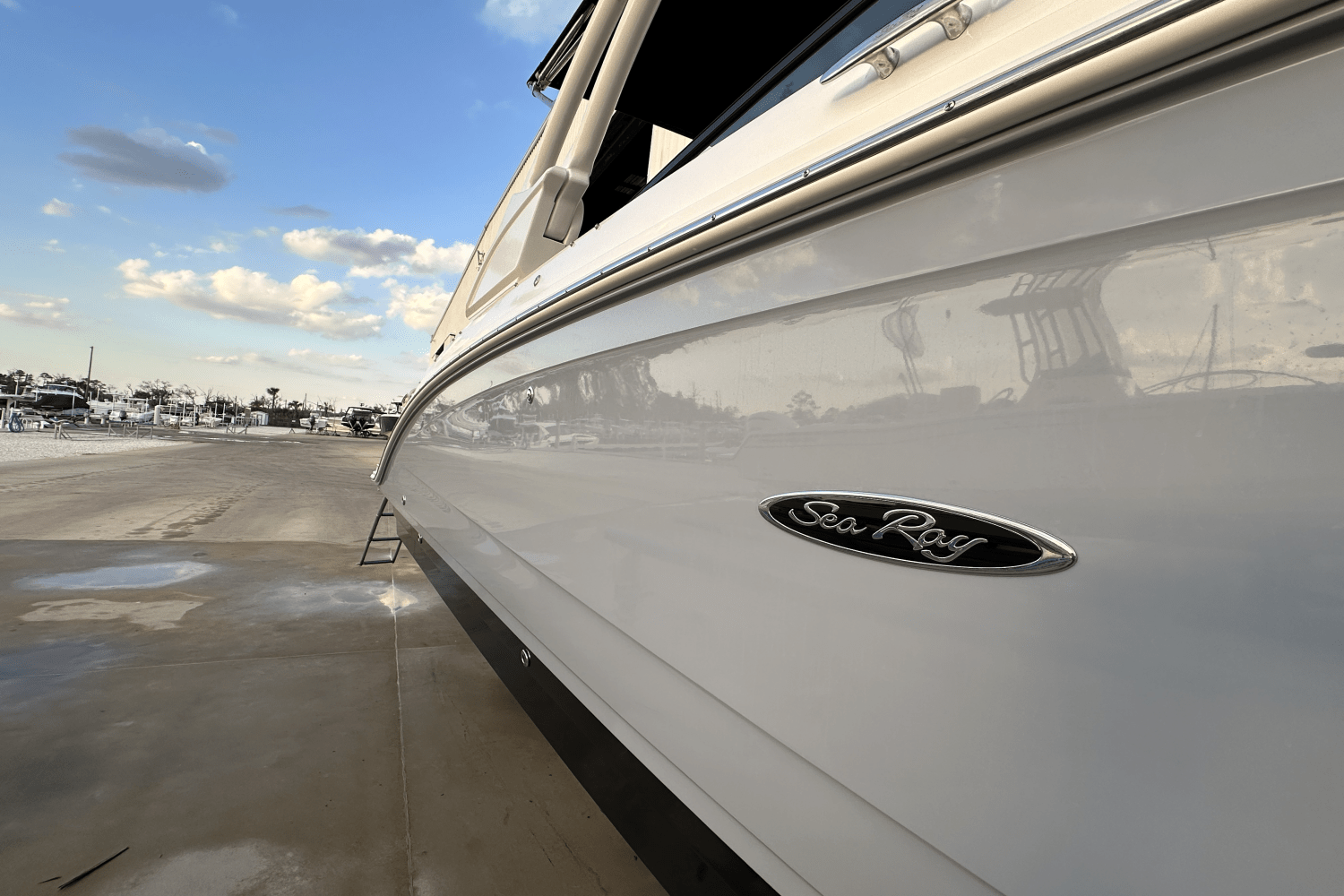 2023 Sea Ray 290 SDX OB Image Thumbnail #21