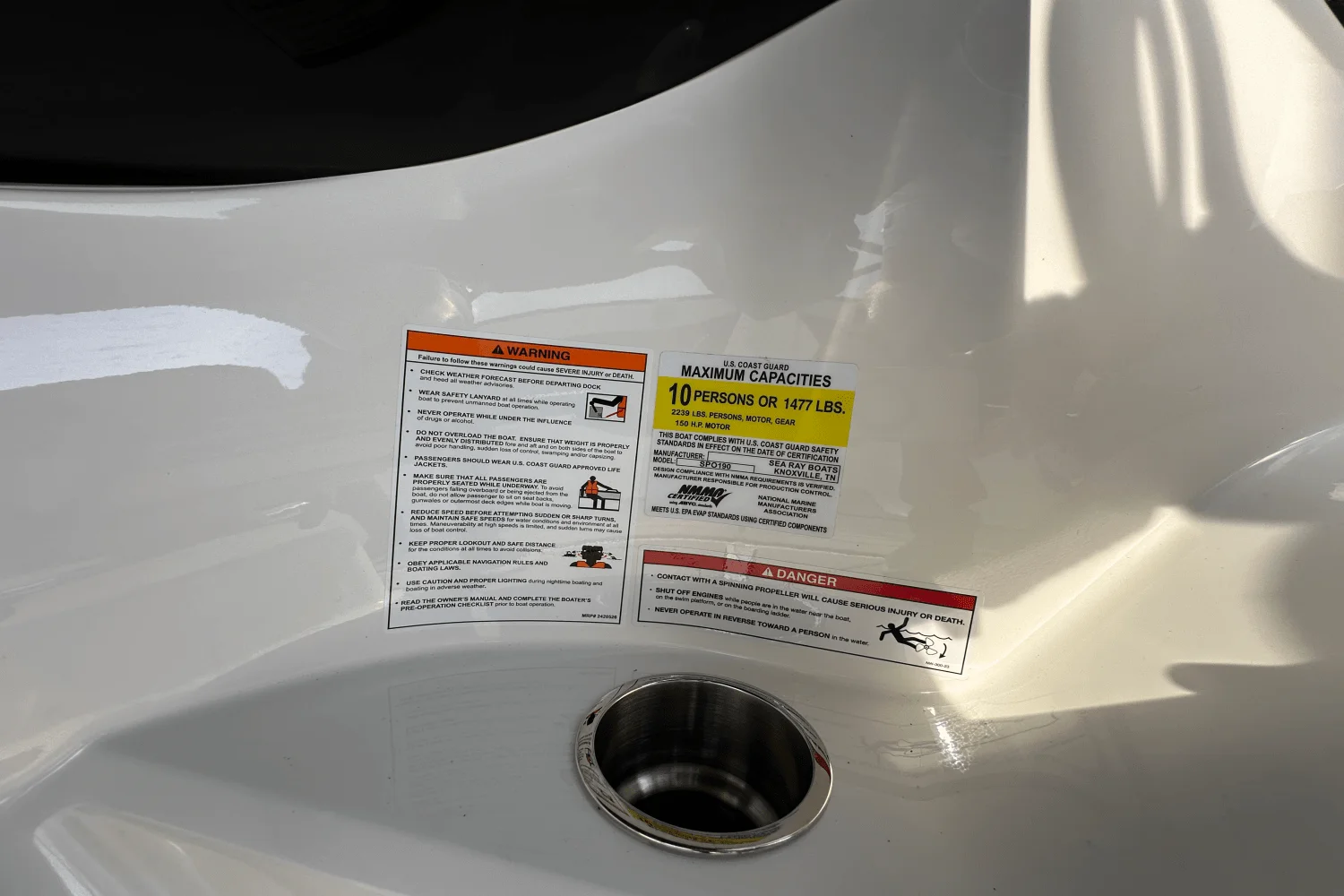 2025 Sea Ray SPX 190 Outboard Image Thumbnail #36