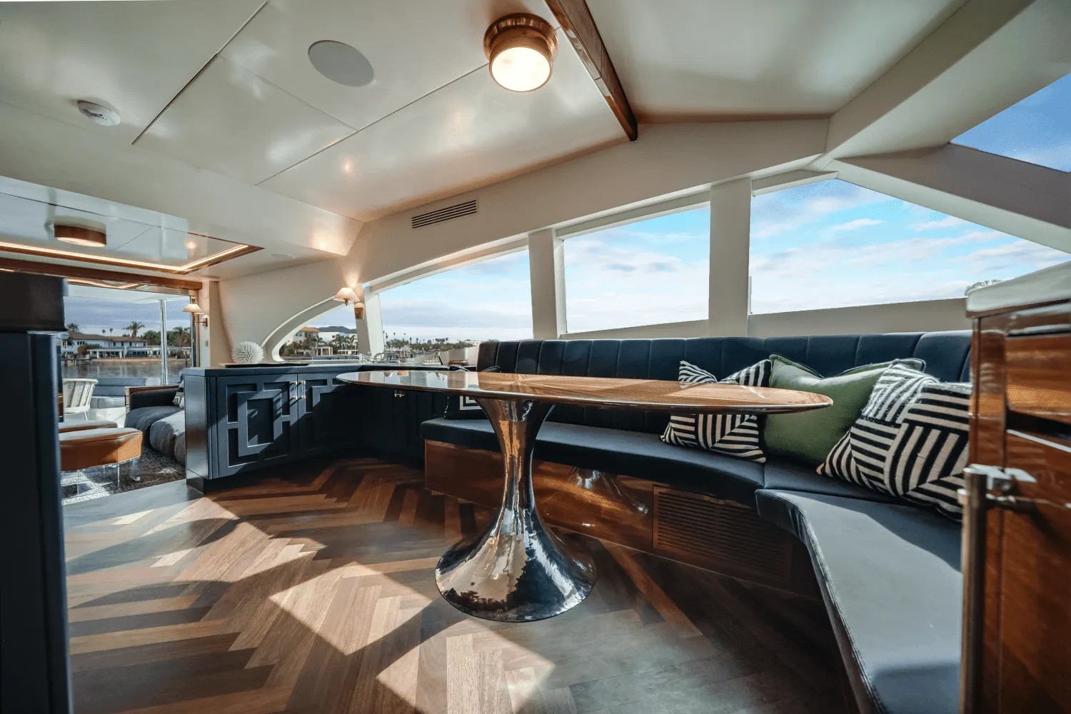 2018 Hatteras 60 MOTOR YACHT Image Thumbnail #23