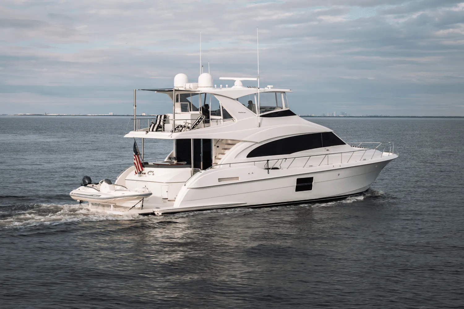 2018 Hatteras 60 MOTOR YACHT Image Thumbnail #2