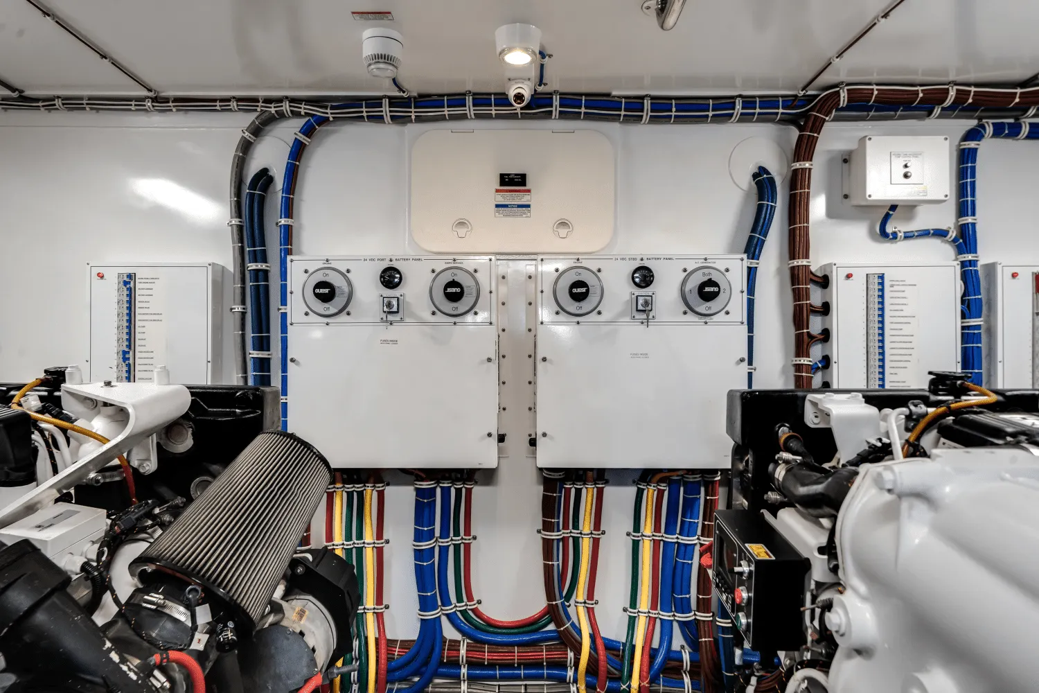 2018 Hatteras 60 MOTOR YACHT Image Thumbnail #71