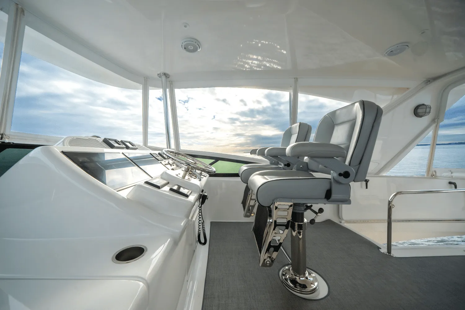 2018 Hatteras 60 MOTOR YACHT Image Thumbnail #52
