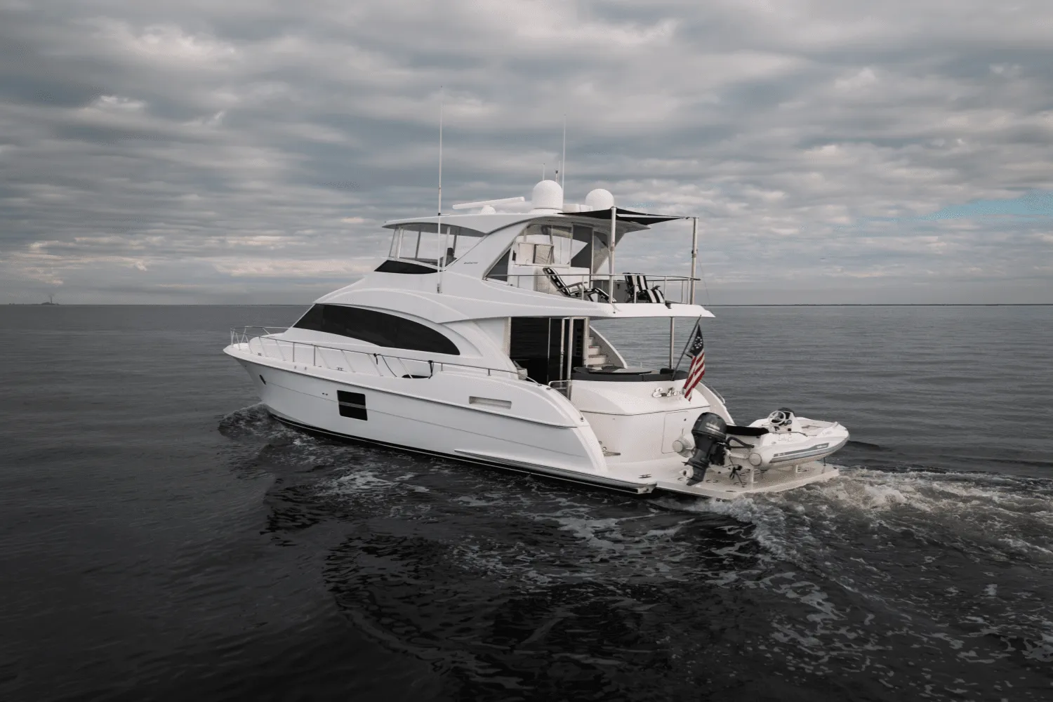 2018 Hatteras 60 MOTOR YACHT Image Thumbnail #3
