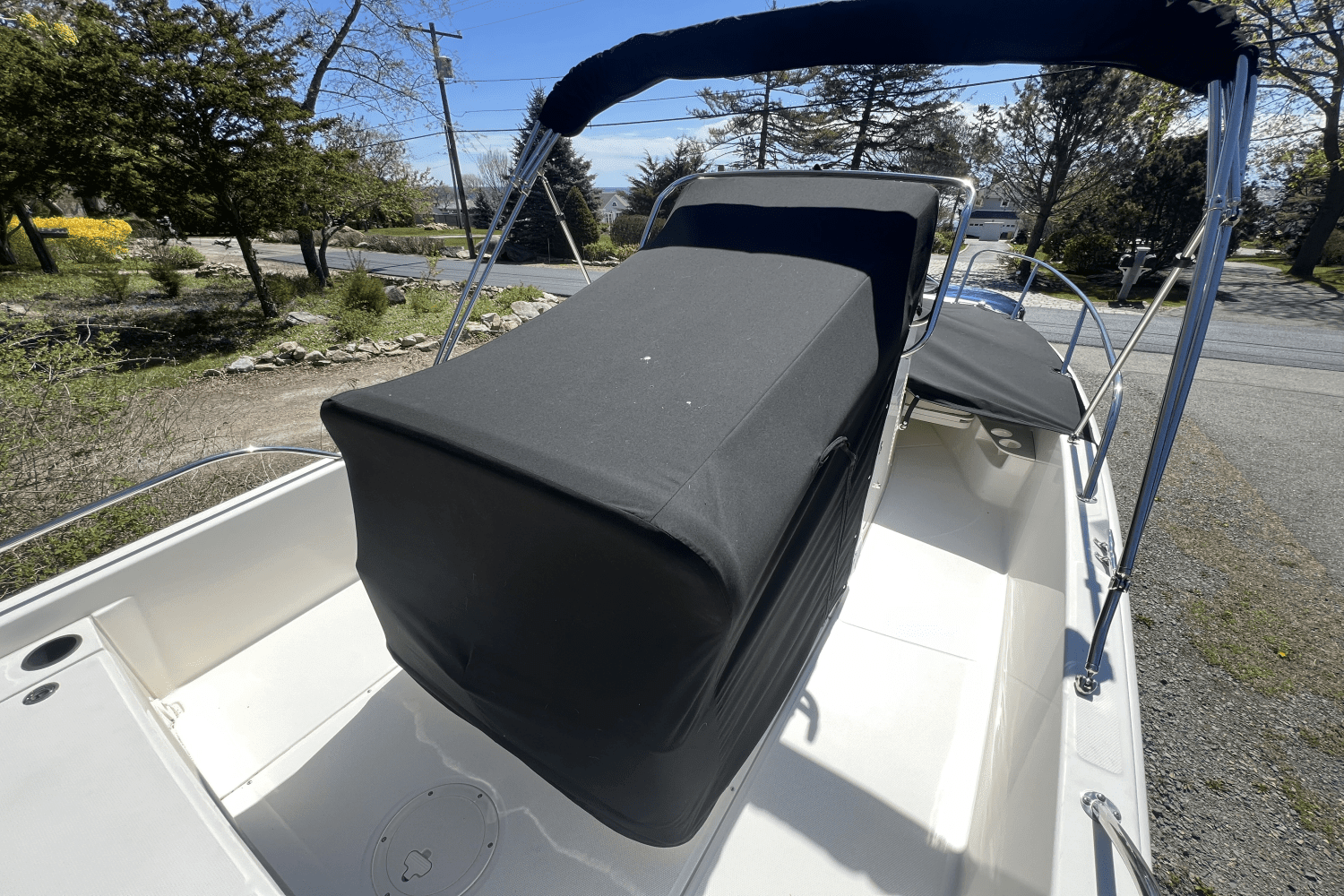 2019 Boston Whaler 210 DAUNTLESS Image Thumbnail #9