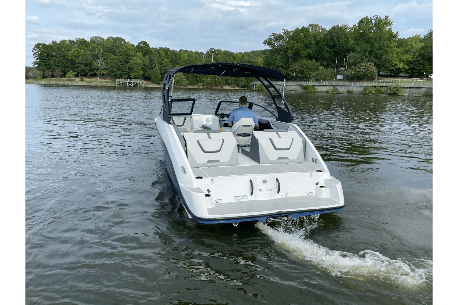 2025 Yamaha AR220 Image Thumbnail #2