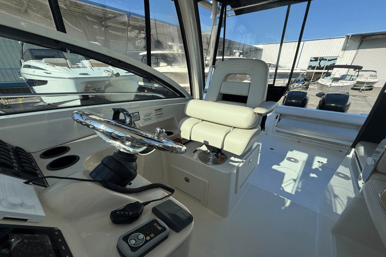 2018 Boston Whaler 285 Conquest Image Thumbnail #15