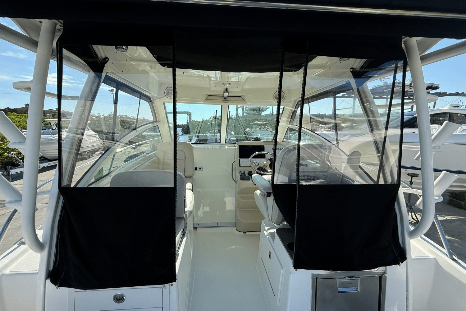 2018 Boston Whaler 285 Conquest Image Thumbnail #17