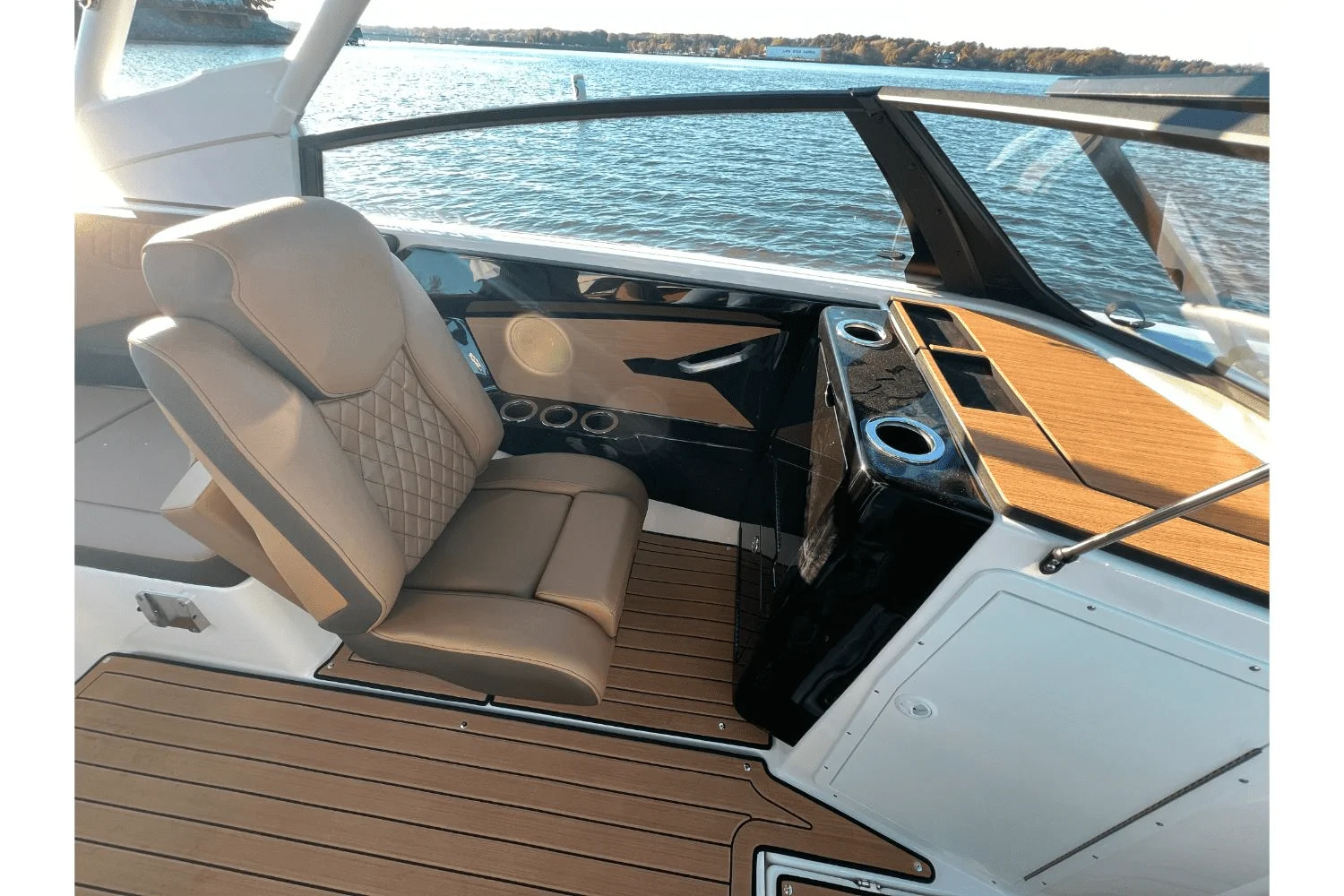 2025 Yamaha 222SE Image Thumbnail #13