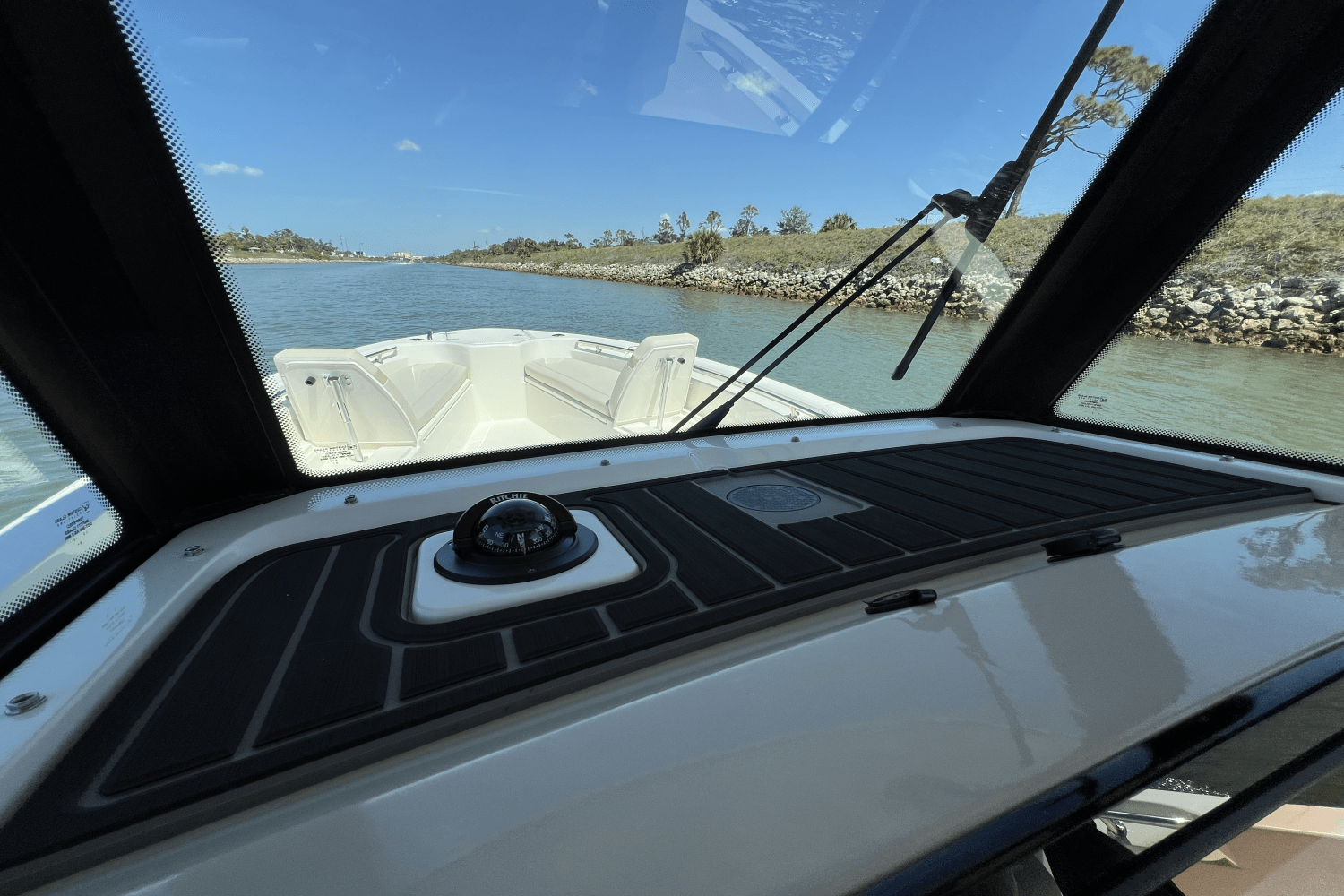2025 Boston Whaler 280 Dauntless Image Thumbnail #77