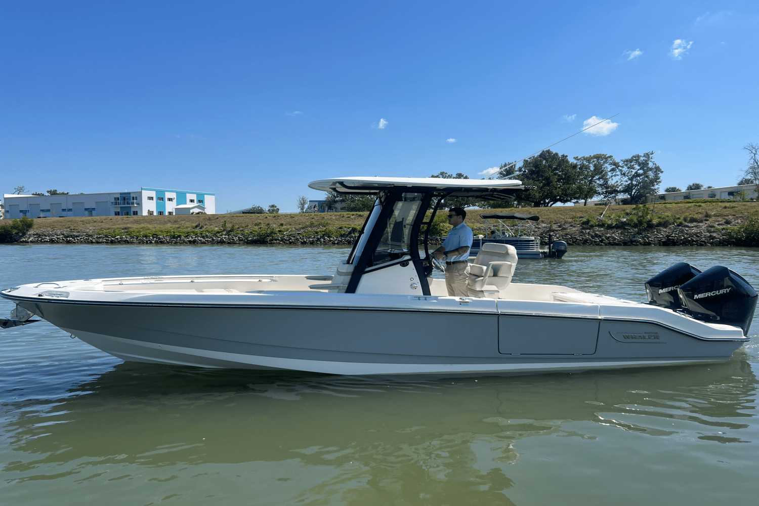 2025 Boston Whaler 280 Dauntless