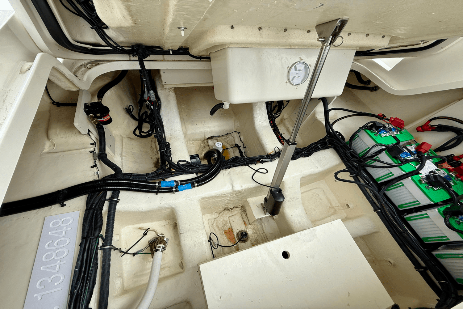 2024 Sea Ray 350 SLX-OB Image Thumbnail #15