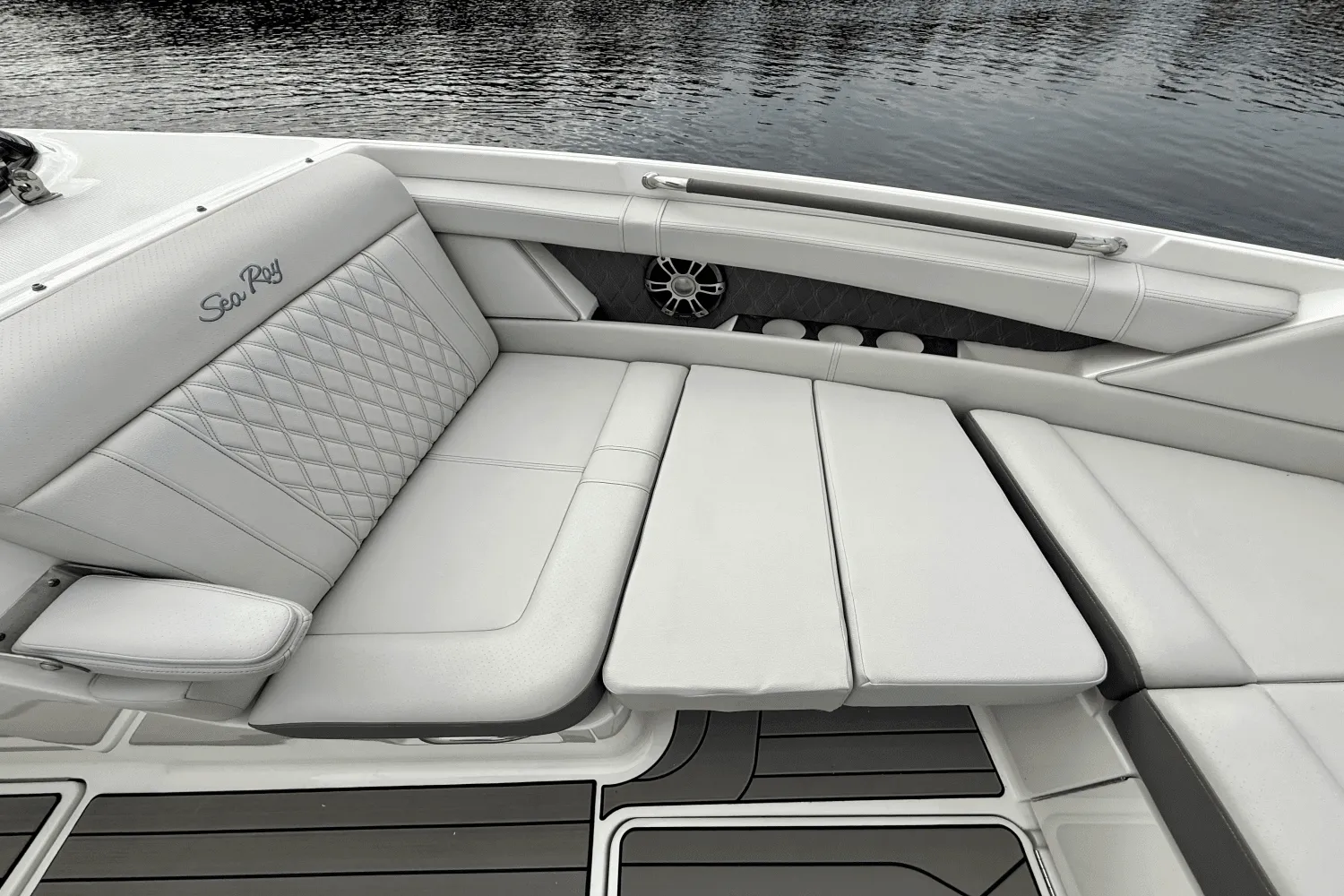 2024 Sea Ray 350 SLX-OB Image Thumbnail #38