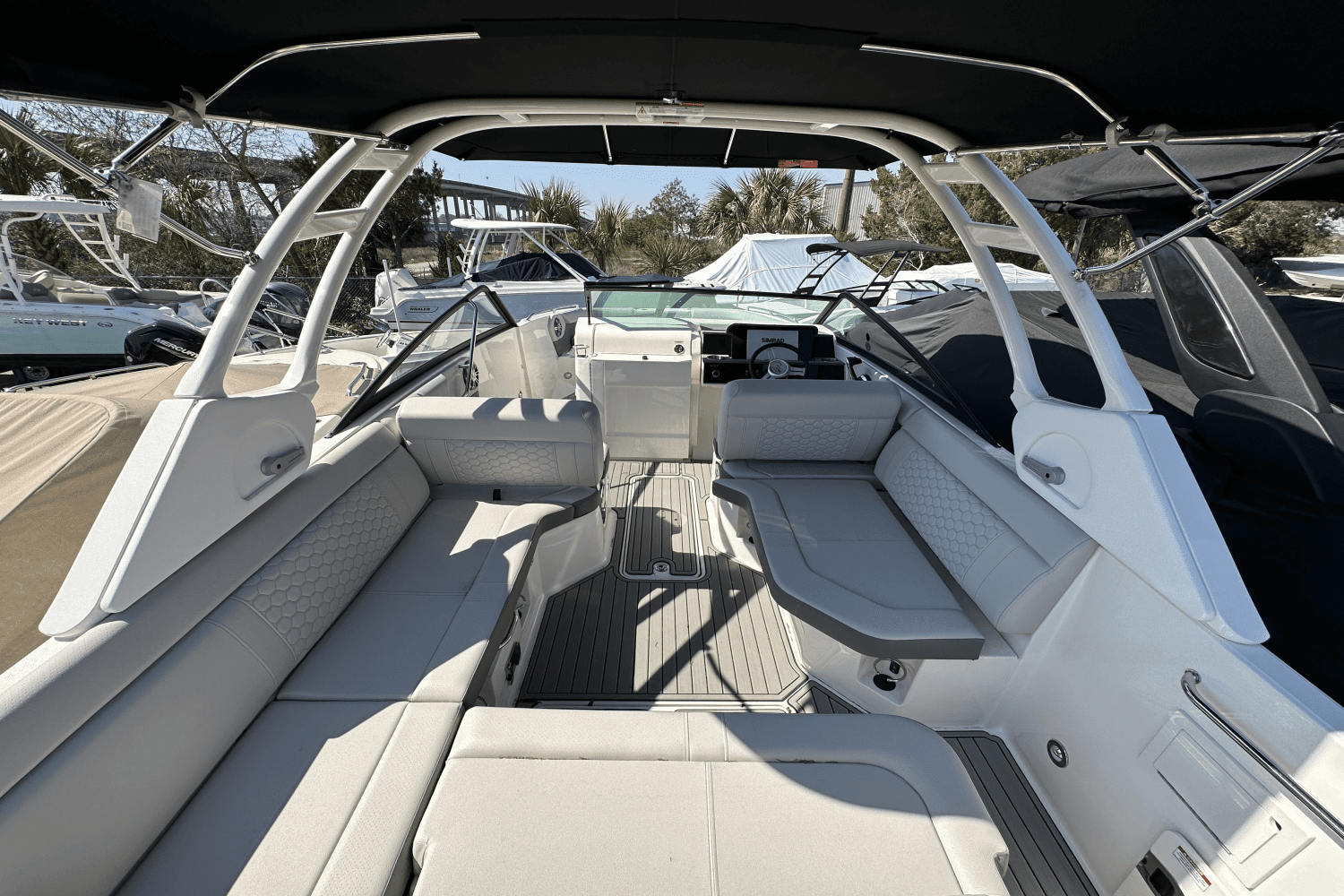 2017 Sea Ray 310 SLX OB Image Thumbnail #6