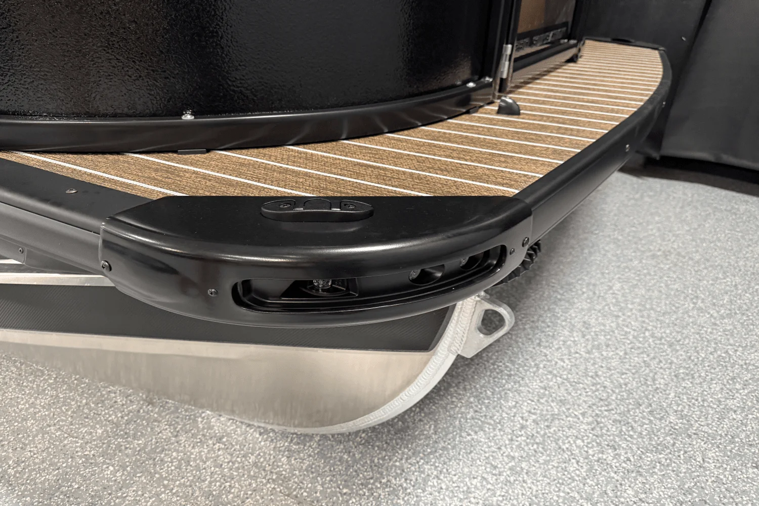 2025 Premier 230 Sunsation Image Thumbnail #18