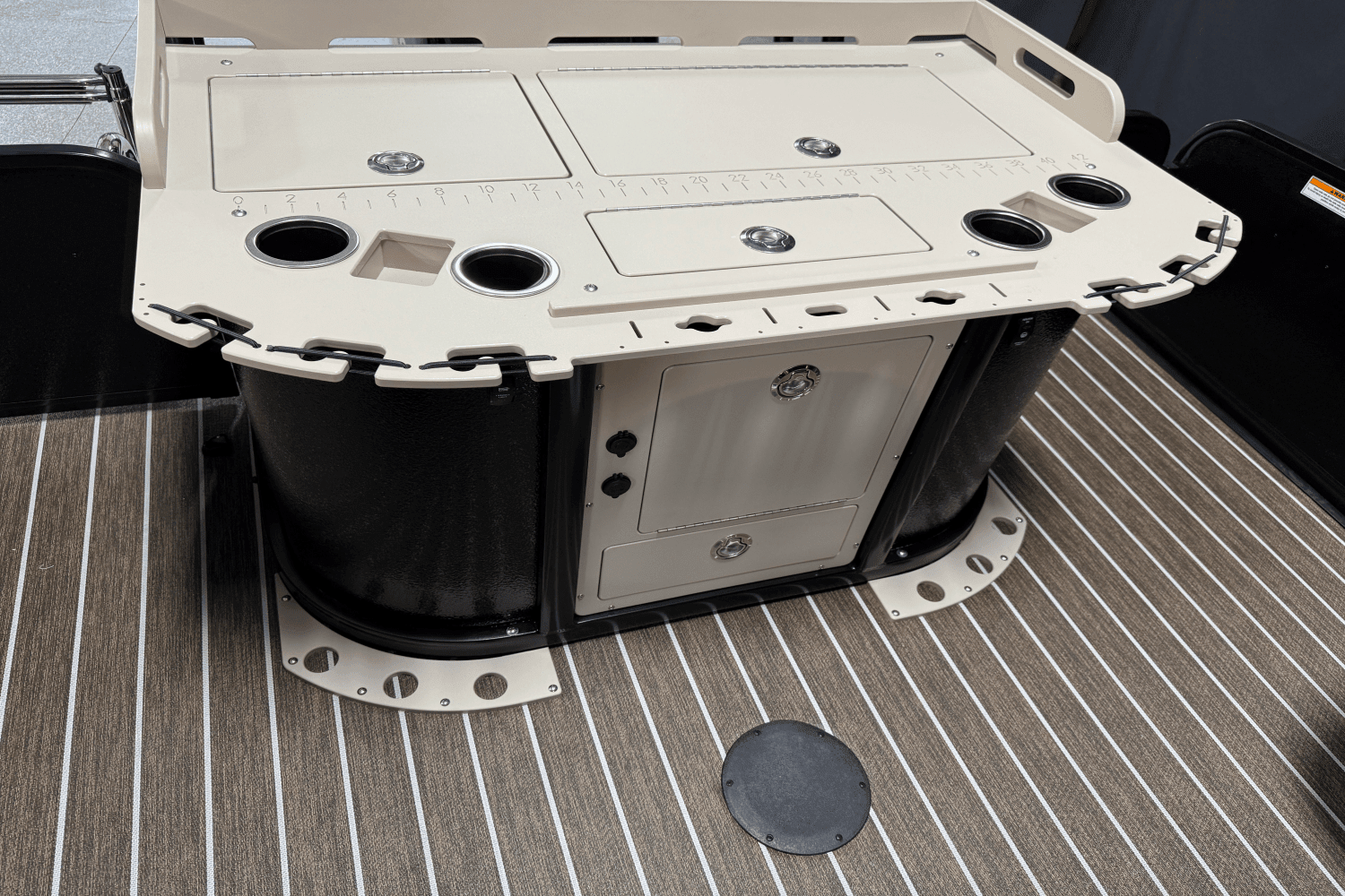 2025 Premier 230 Sunsation Image Thumbnail #71