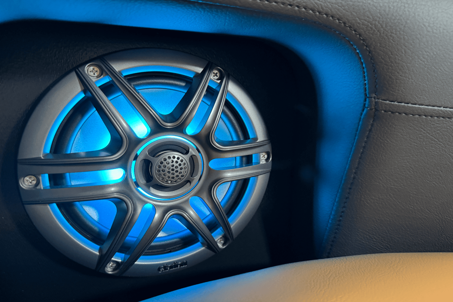 2025 Premier 230 Sunsation Image Thumbnail #25