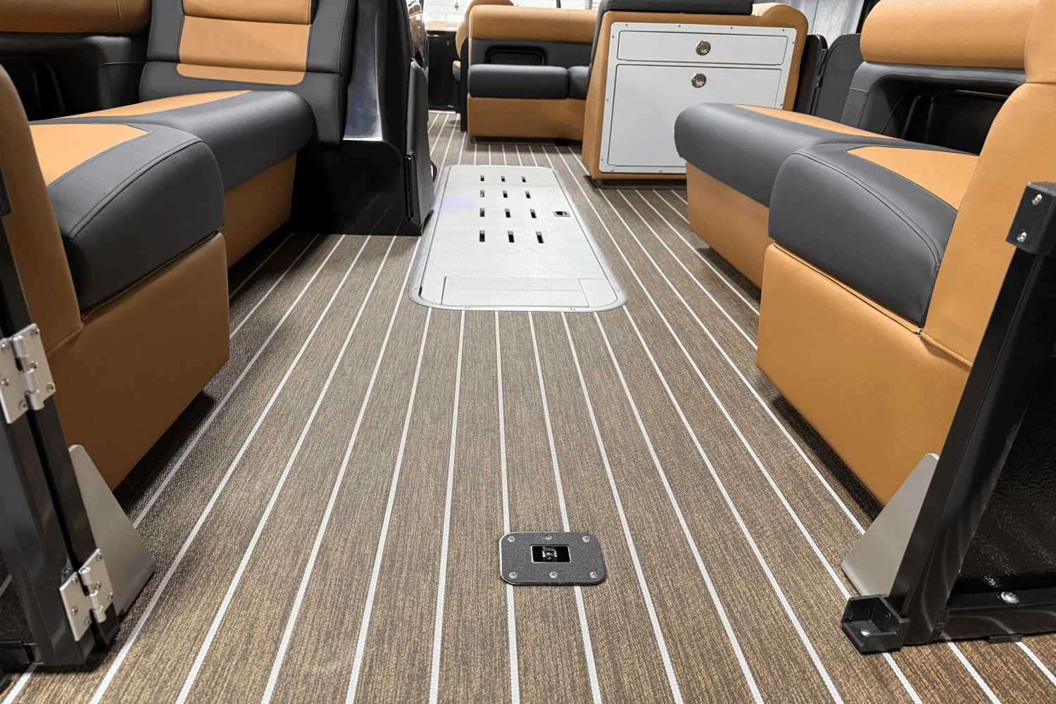 2025 Premier 230 Sunsation Image Thumbnail #36