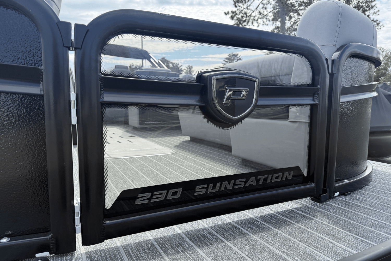 2025 Premier 230 Sunsation Image Thumbnail #4