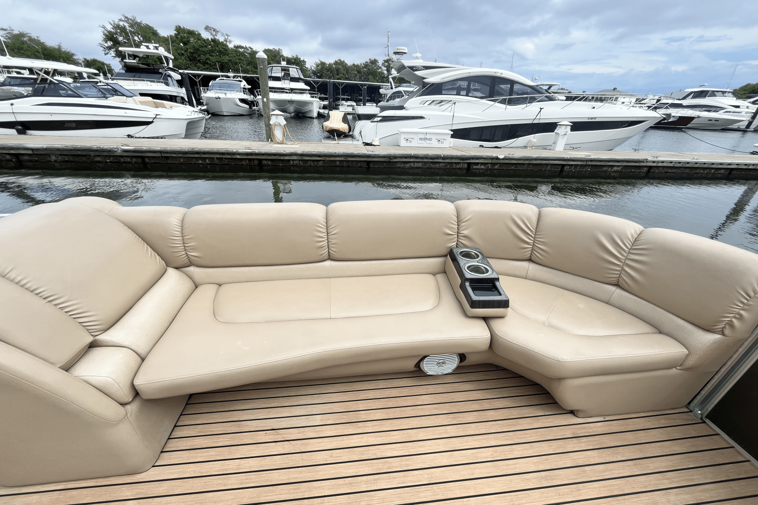 2015 Harris Solstice 240 Image Thumbnail #8