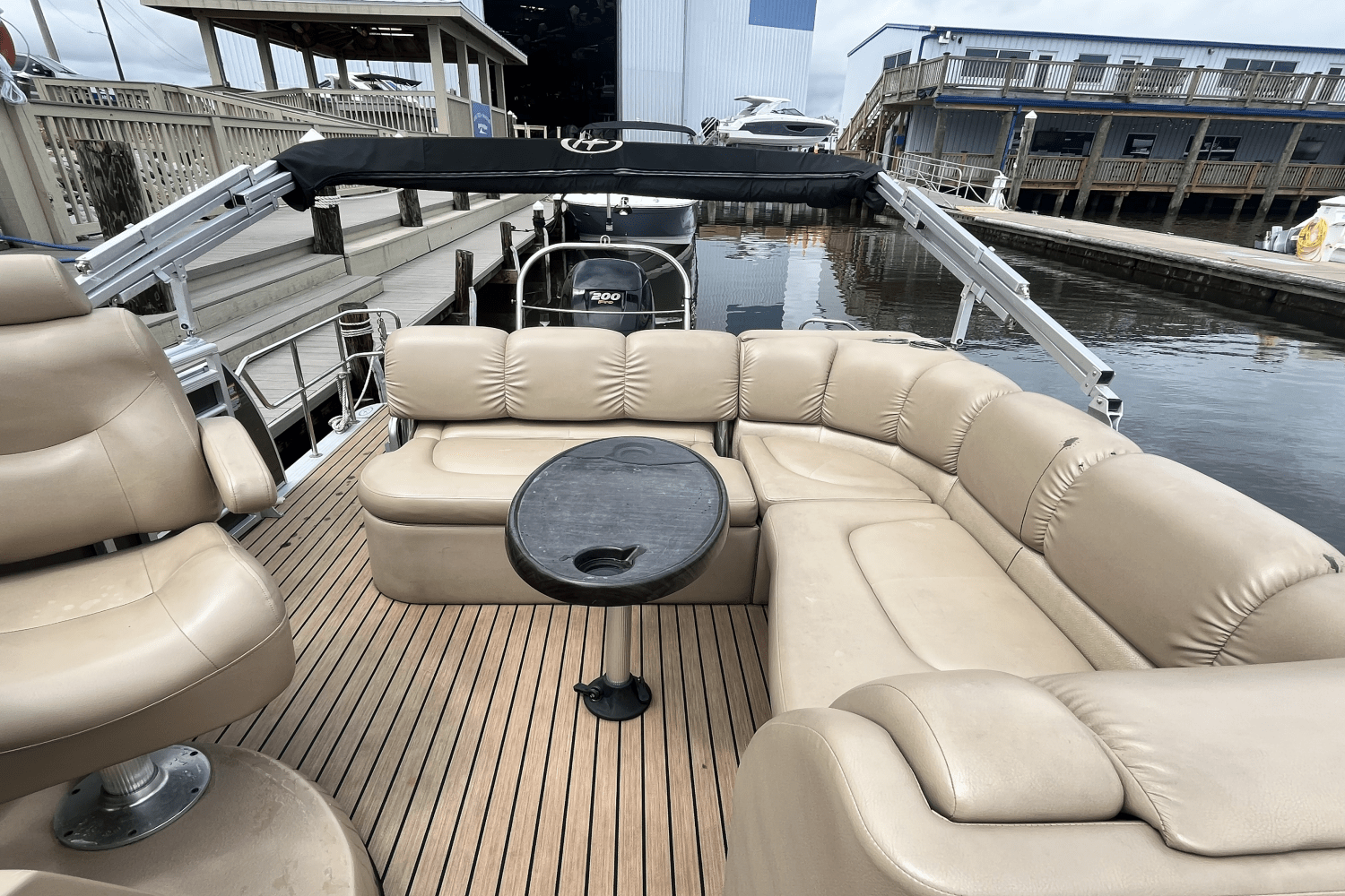2015 Harris Solstice 240 Image Thumbnail #3