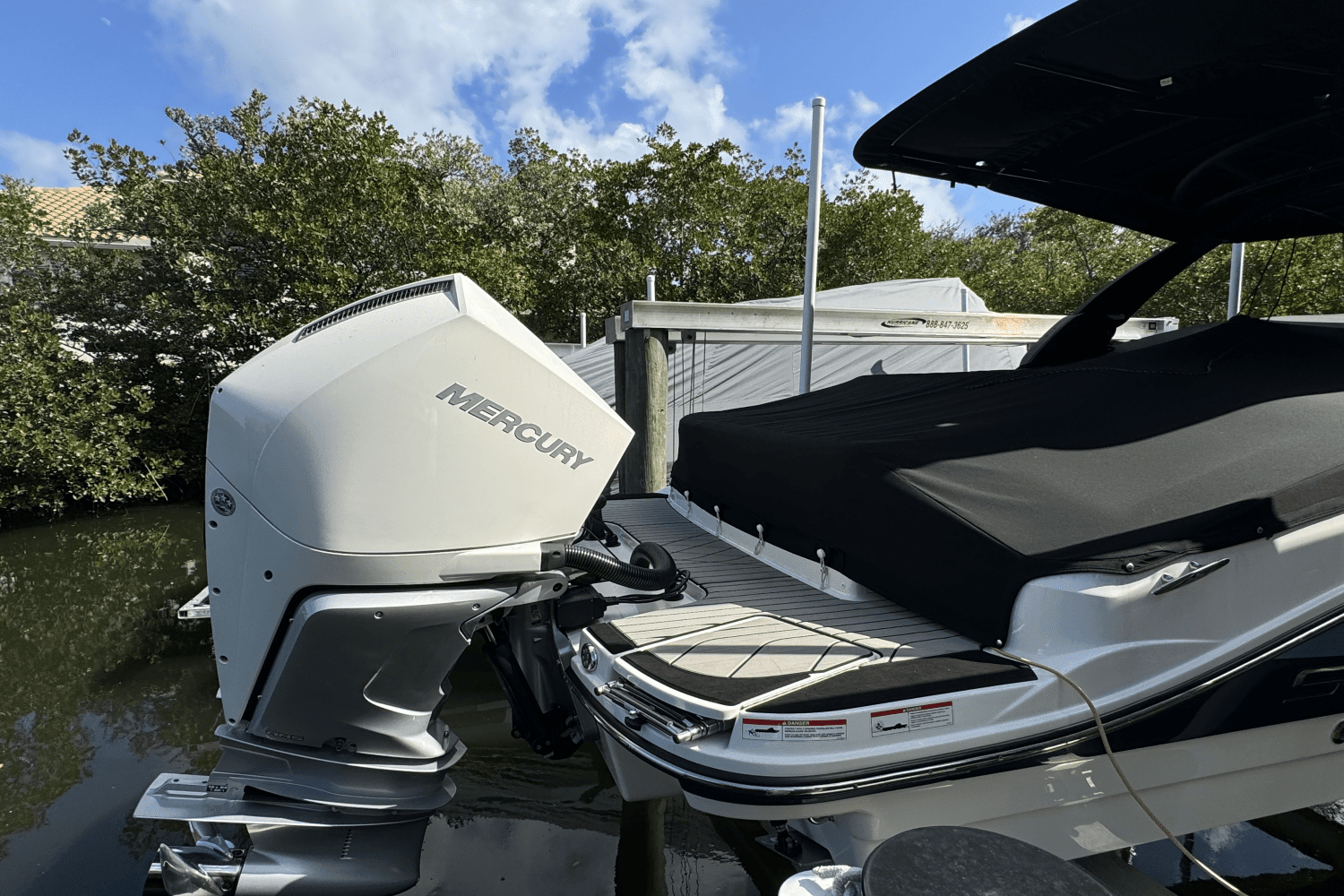 2024 Sea Ray 280 SLX OUTBOARD Image Thumbnail #7