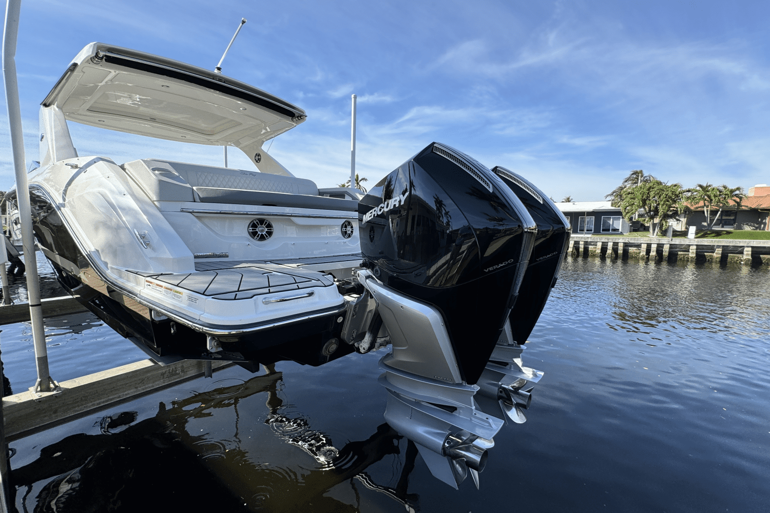 2023 Sea Ray 310 SLX OUTBOARD Image Thumbnail #8