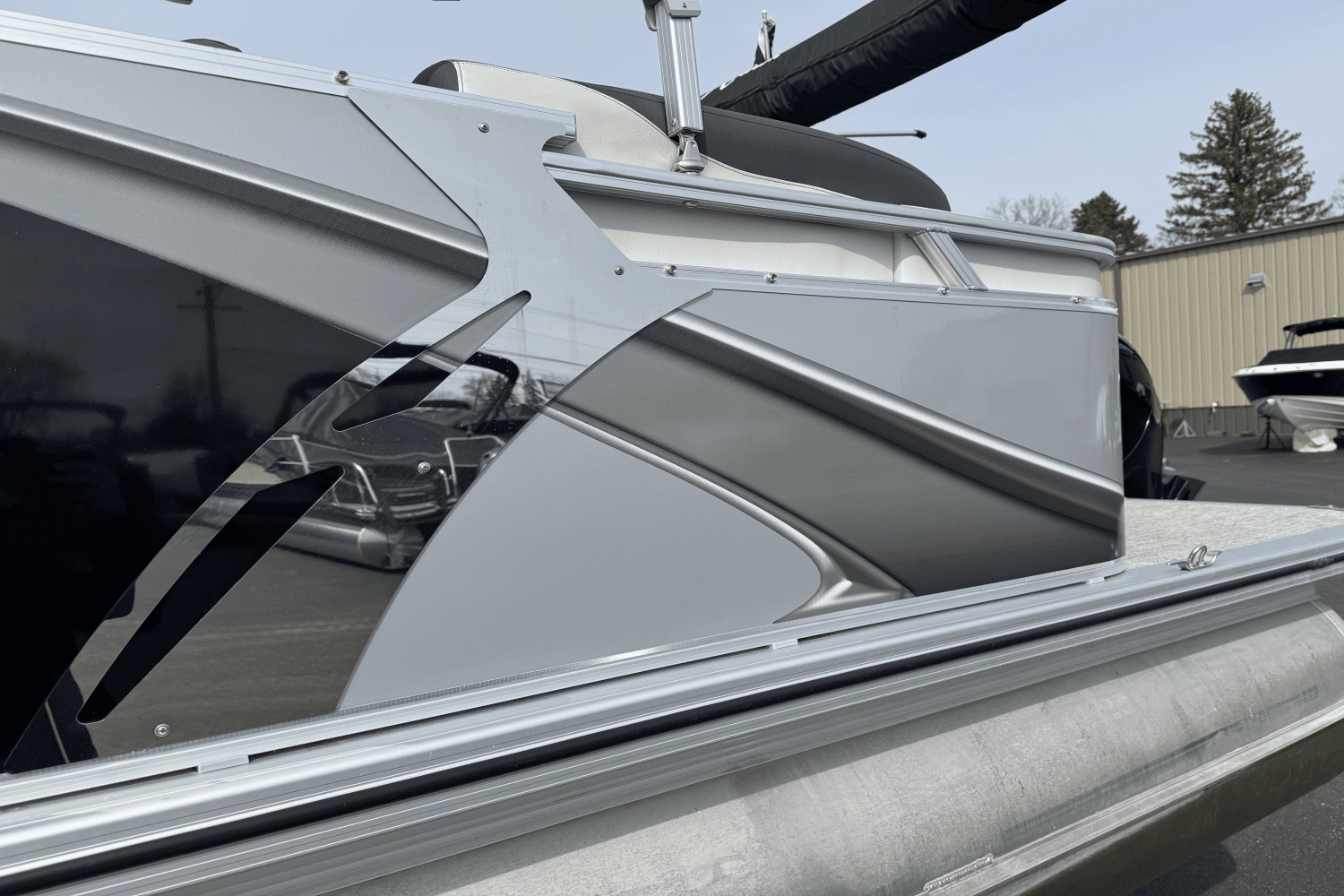 2024 Avalon
                                                             LSZ2185QL Image Thumbnail #32