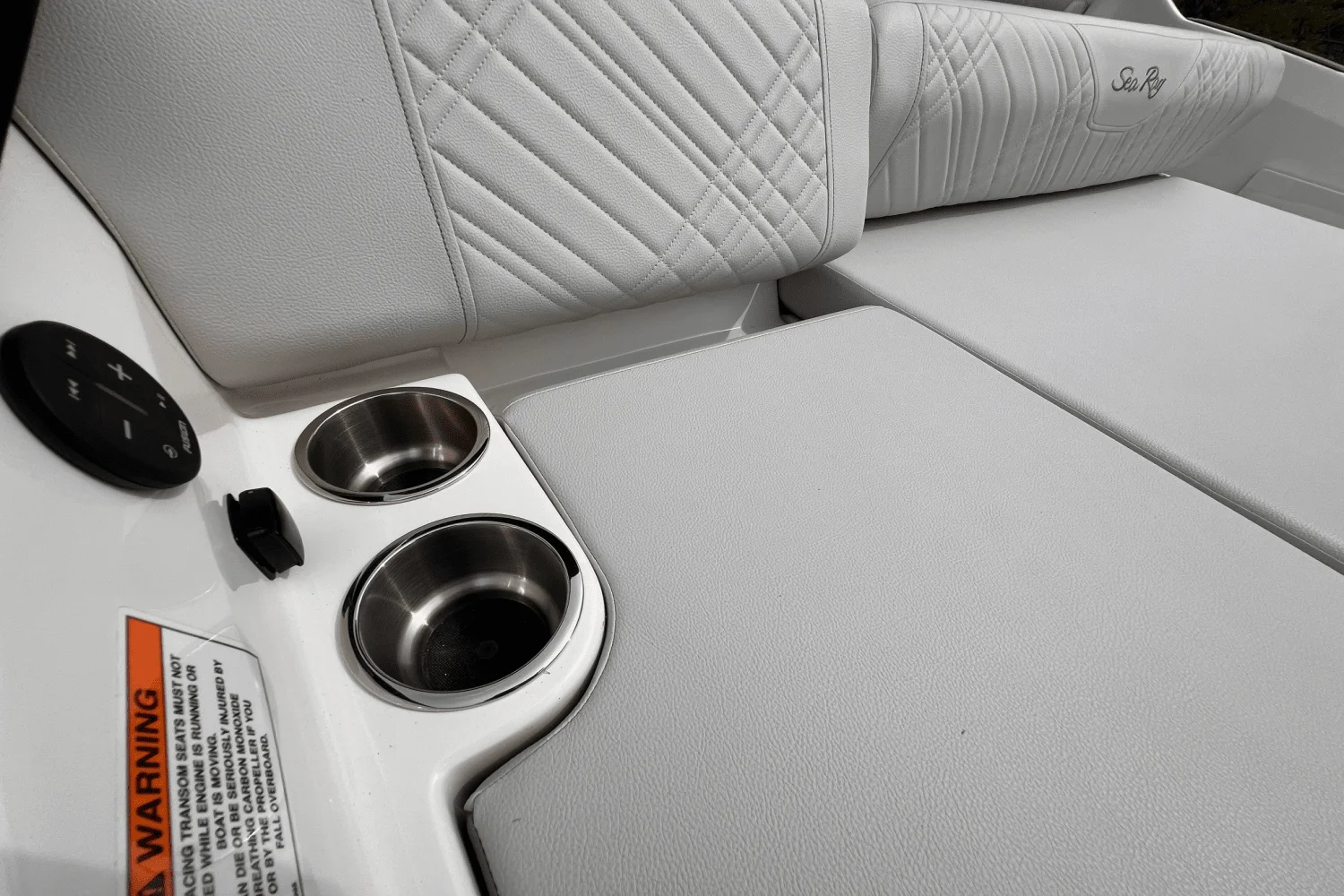 2025 Sea Ray SDX 270 Outboard Image Thumbnail #13