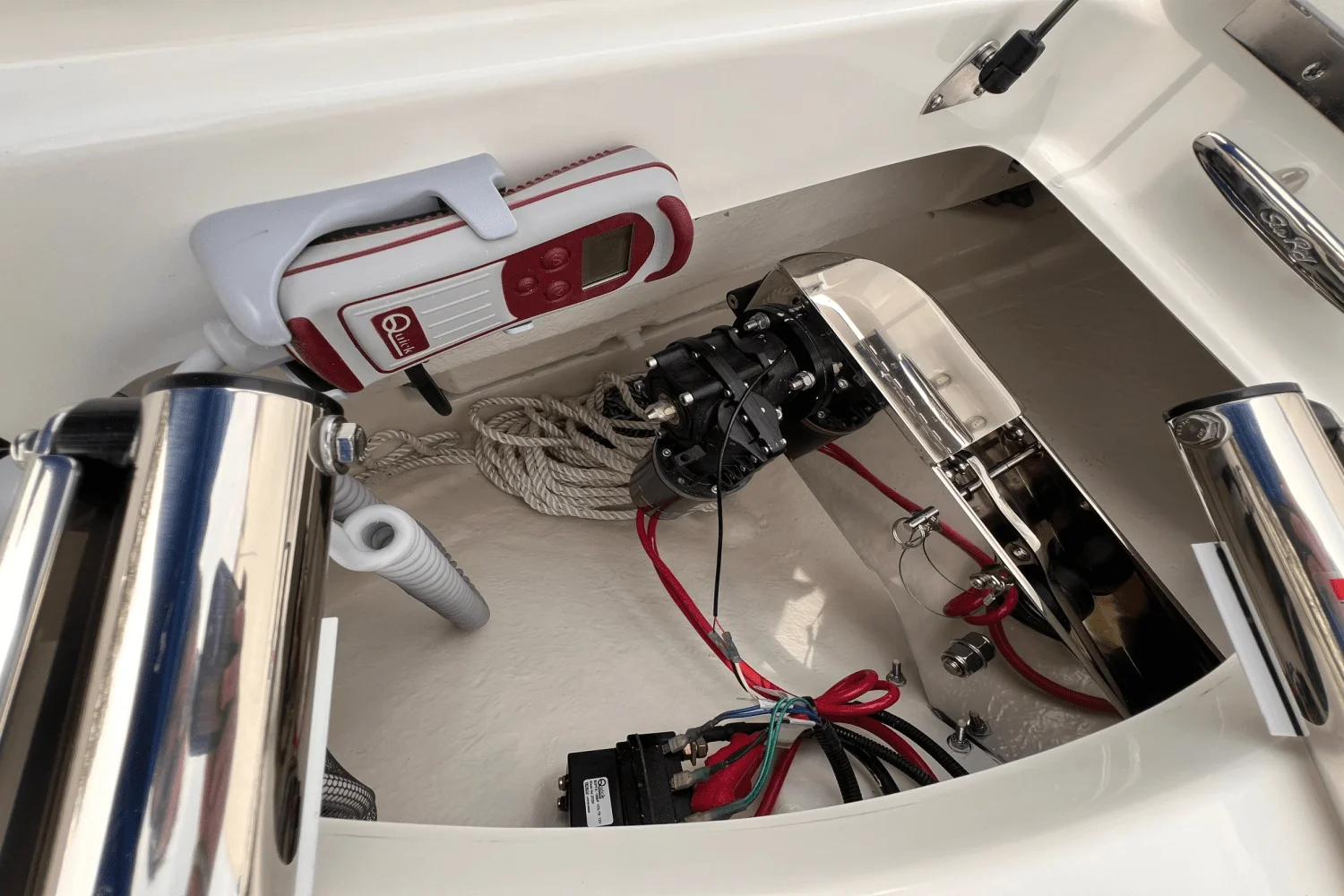 2025 Sea Ray SDX 270 Outboard Image Thumbnail #26