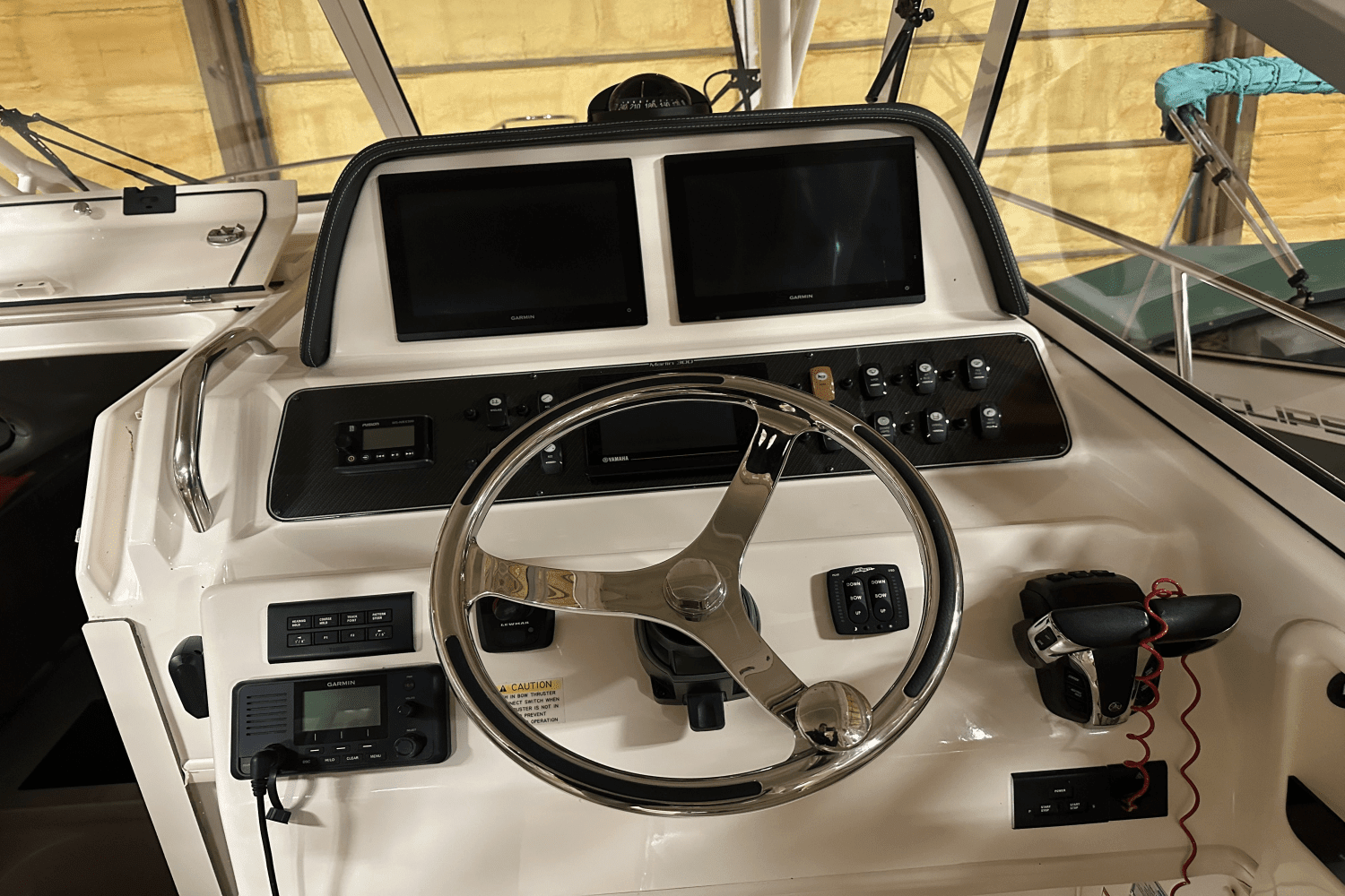 2021 Grady-White
                                                             300 MARLIN Image Thumbnail #12