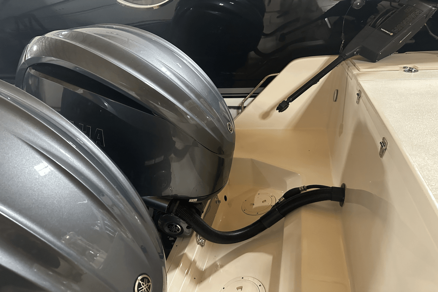 2021 Grady-White
                                                             300 MARLIN Image Thumbnail #5